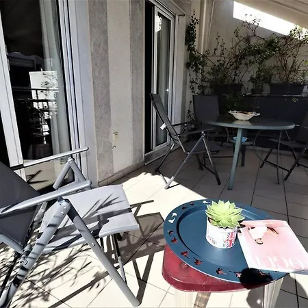 Amazing Penthouse In Ambelokipi